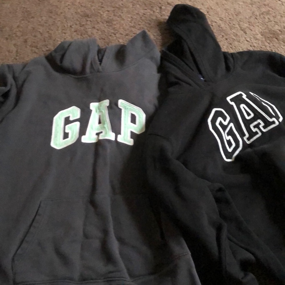 Sweaters - Picture 3 of 3
